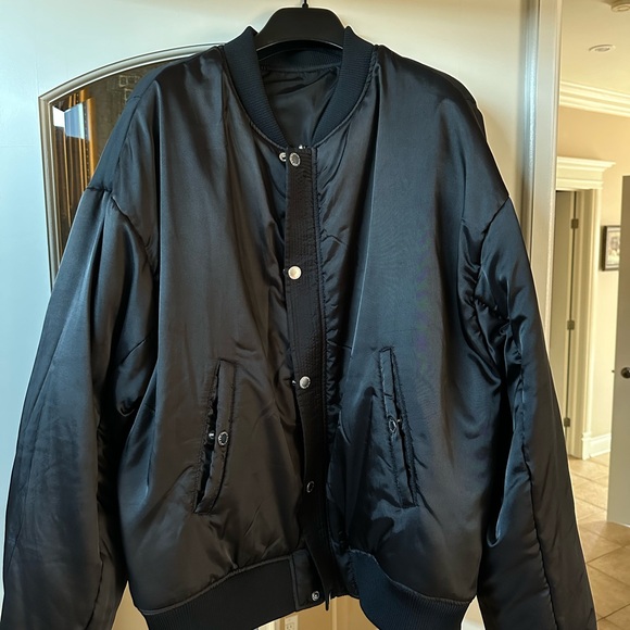 STOLEN GIRLFRIENDS CLUB - BOMBER REVERSIBLE - Picture 8 of 8